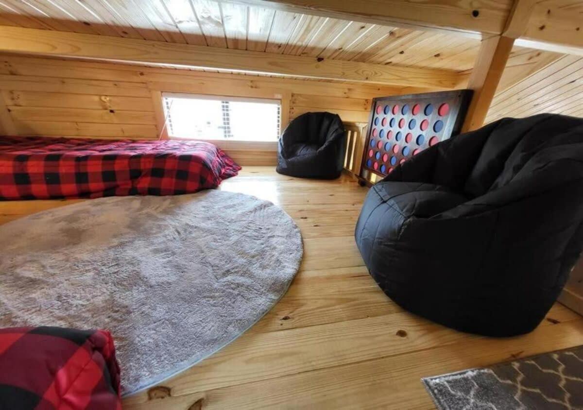 Picturesque Family Cabin With Loft In Tennessee เซอเวียร์วีล ภายนอก รูปภาพ